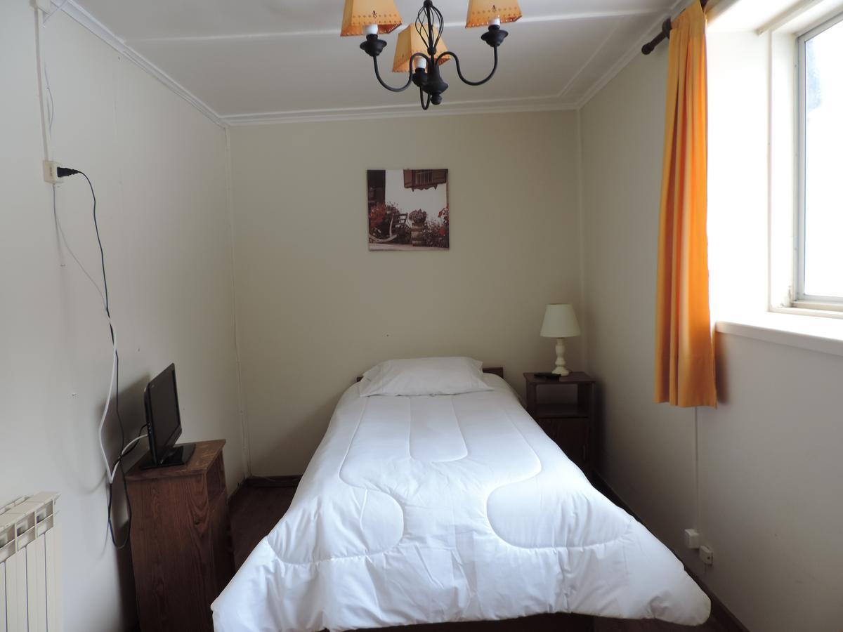Hostal Oro Fueguino Punta Arenas Dış mekan fotoğraf