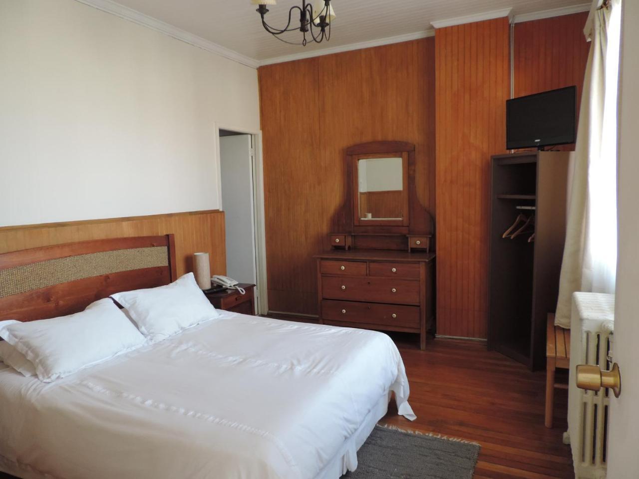 Hostal Oro Fueguino Punta Arenas Dış mekan fotoğraf